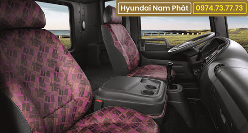 Xe Tải Hyundai HD210 Gắn Cẩu Unic 5 Tấn 4 Khúc URV 554
